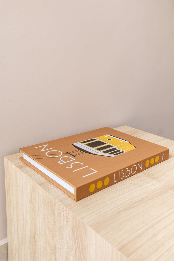 CAIXA LIVRO LISBOA Cactos da Maricota