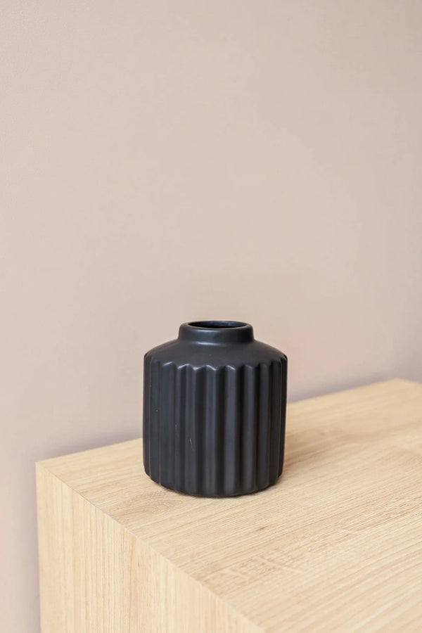 VASO MINIMALISTA CANELADO M Cactos da Maricota